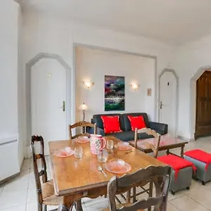 magnificent-t3-by-the-sea.biarritzhotels.info/